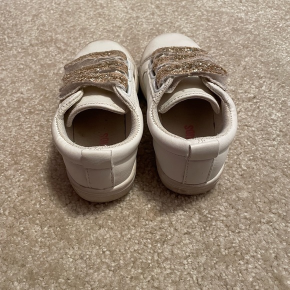 Gold sparkle strap shoes - Picture 4 of 8